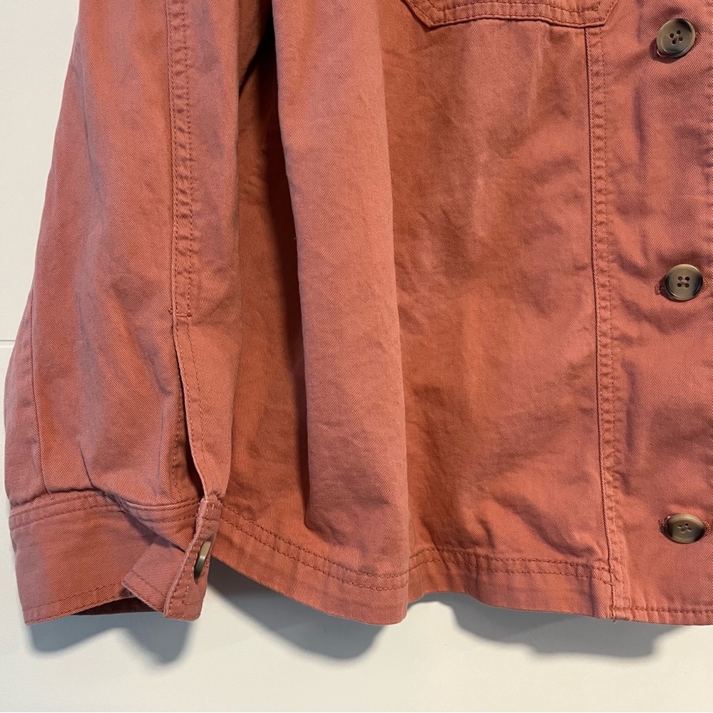 Old Navy | Button Up Shirt - Picture 4 of 13